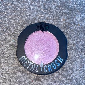 Kat Von D Metal Crush Highlighter! Shade: ROSESHOCK
